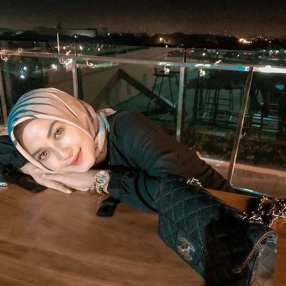 Pijat Panggilan di Jakarta Senen: Kenikmatan Pijat di Tengah Hingar-bingar Kota